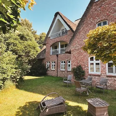 Holiday home 10 Boehler Brise Modern Retreat